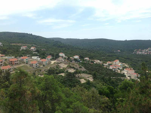 Плацеве продали незаконито